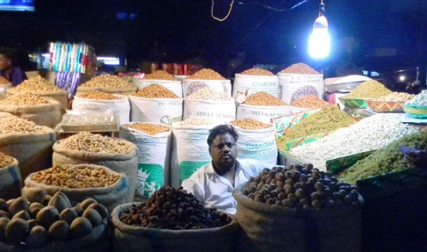 Market become Market: भारत के उभरते शहर बने 3400 अरब रुपए के रिटेल किराना बाजार, कंपनियों के लिए बढ़े मौके- India TV Hindi