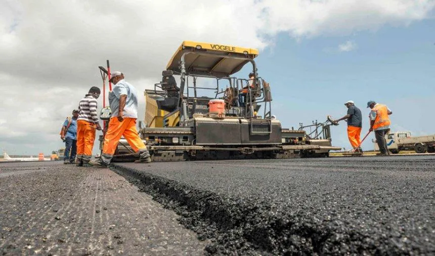 छह राज्‍यों में 350 किलोमीटर सड़कों का होगा निर्माण, सरकार ने 6,000 करोड़ के रोड प्रोजेक्‍ट्स को दी मंजूरी- India TV Paisa