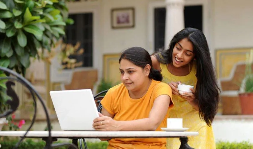 Smart Laptop: कम कीमत पर हाइएंड फीचर्स का फायदा, ये हैं भारतीय बाजार में सस्‍ते लैपटॉप विकल्‍प- India TV Paisa