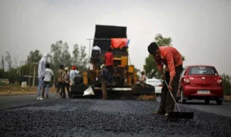 छह राज्‍यों में 13 रोड प्रोजेक्‍ट्स को सरकार ने दी मंजूरी, खर्च होंगे 10,300 करोड़ रुपए- India TV Paisa