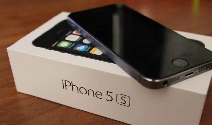 Price Cut: Apple घटा कर आधी कर सकती है iPhone 5s की कीमत, 15 मार्च को लॉन्‍च होगा नया फोन- India TV Paisa