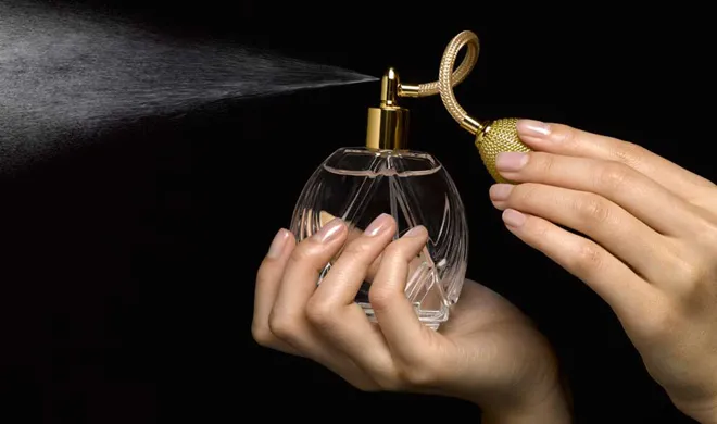 tips to make your perfume fragrance for long time- India TV Hindi