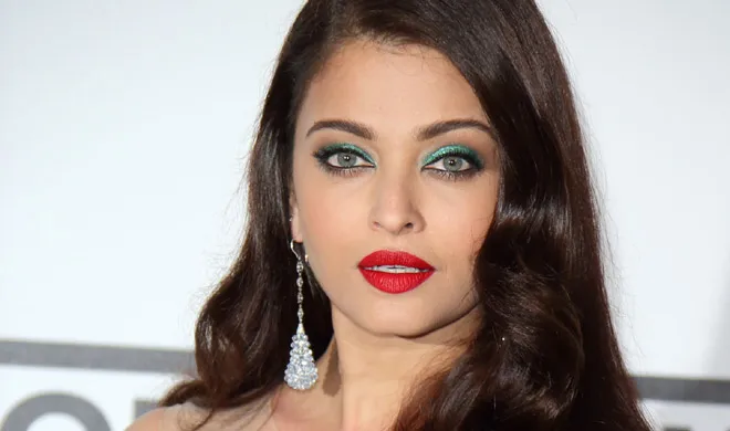 aish- India TV Hindi