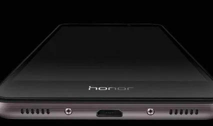 हुवावे ने लॉन्‍च किया नया स्‍मार्टफोन Honor 5सी, फोटोग्राफी के शौकीनों के लए है खास- India TV Paisa