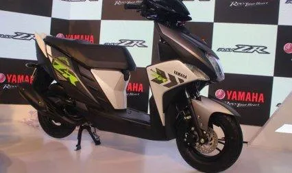 Yamaha ने लॉन्‍च किया नया स्‍कूटर सिग्‍नस रे-ZR, कीमत 52,000 रुपए से शुरू- India TV Paisa