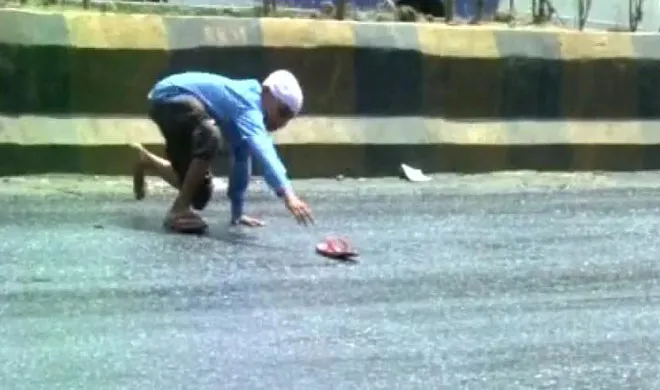 road melt down in ahmedabad.- India TV Hindi