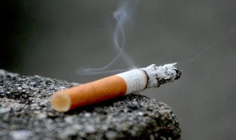 बड़ी तस्वीर वाली चेतावनी से सिगरेट पीने की आदत पर नहीं पड़ेगा ज्यादा असर, सर्वेक्षण में हुआ खुलासा- India TV Paisa