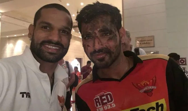 Shikhar Dhawan and Bhuvneshwar Kumar- India TV Hindi