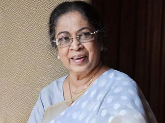 sulbha deshpande- India TV Hindi