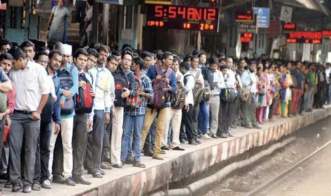 dadar railway station- India TV Hindi