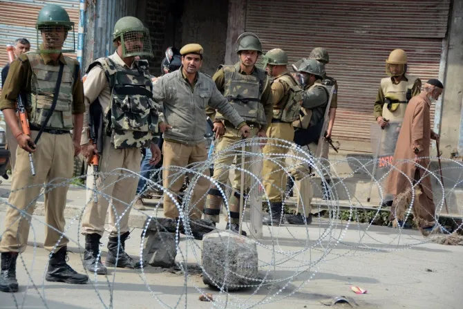 curfew- India TV Hindi