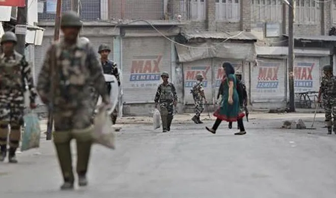 curfew called off in four districts of Kashmir valley- India TV Hindi