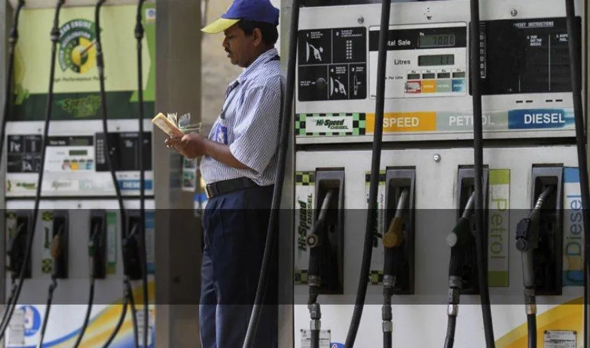 Exclusive: आज पेट्रोल और डीजल हो सकता है 3 रुपए तक महंगा, क्रूड ऑयल के दाम बढ़ने का असर- India TV Paisa