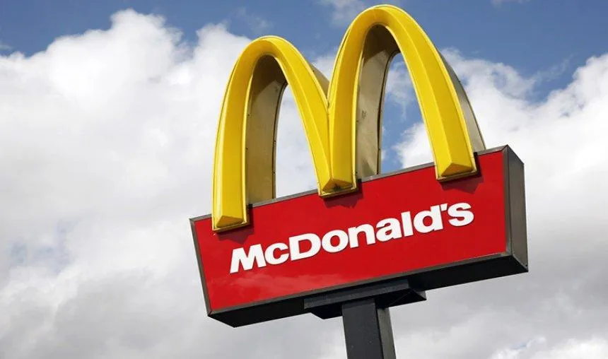 McDonald ने अपने बर्गर में किया टमाटर का इस्‍तेमाल बंद, खराब क्‍वालिटी है वजह- India TV Paisa