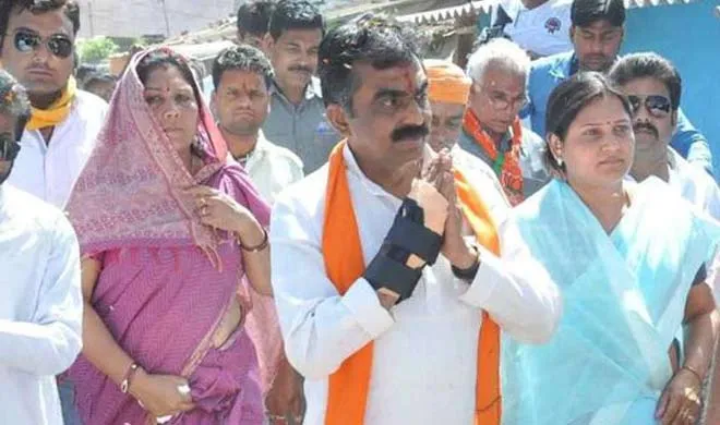 rakesh singh- India TV Hindi