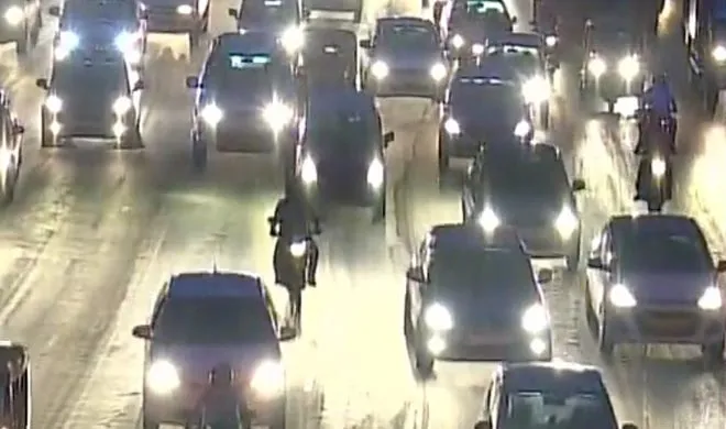 TRAFFIC- India TV Hindi