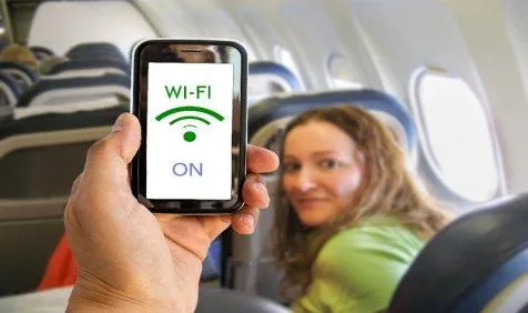 Flight mode: हवाई जहाज में भी मिलेगी Wi-Fi की सुविधा, कर सकेंगे WhatsApp कॉल- India TV Paisa