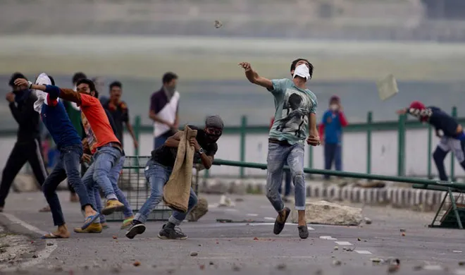 kashmir unrest- India TV Hindi