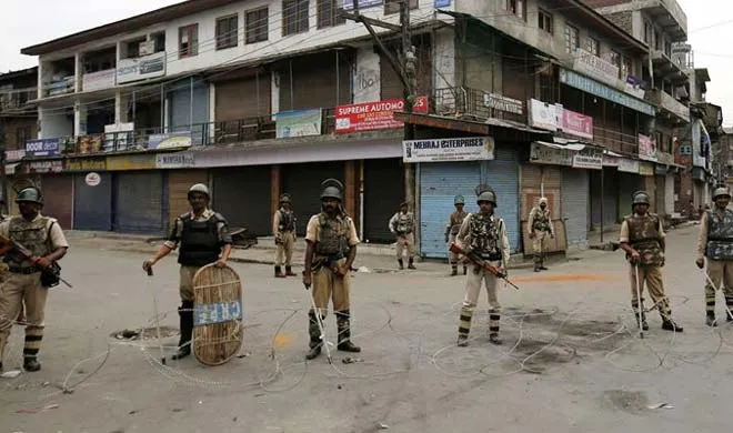 curfew
- India TV Hindi