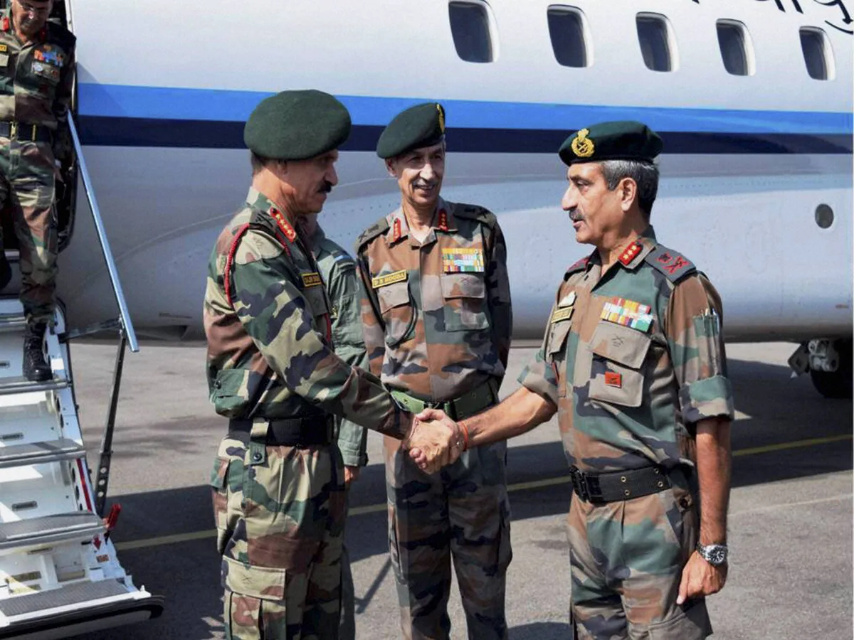 Army chief in Kashmir- India TV Hindi