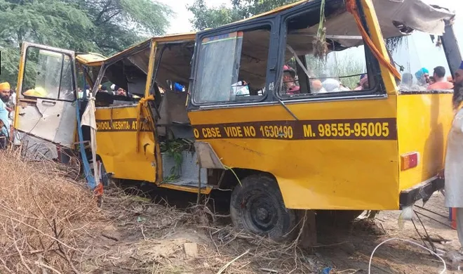 bus accident - India TV Hindi