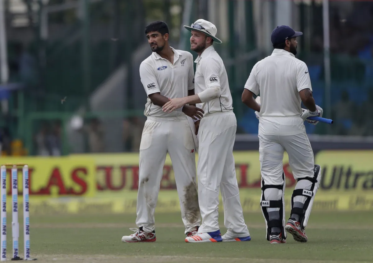  Ish Sodhi, Mark Craig- India TV Hindi