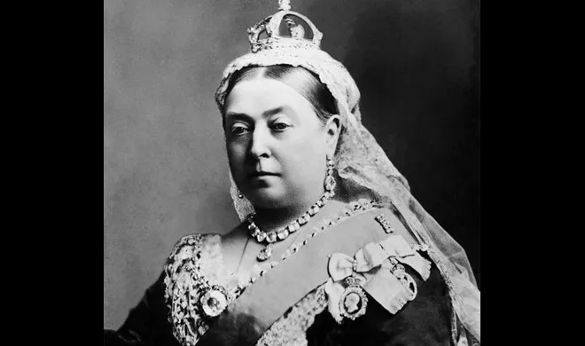 piece of queen victoria wedding cake sold in 1500 pound- India TV Hindi