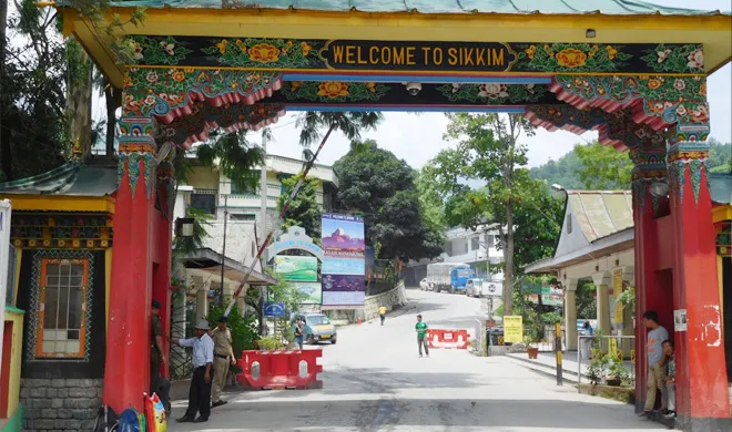 sikkim declared as cleanest state under swachh bharat...- India TV Hindi