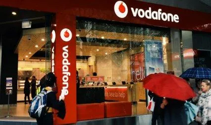 Vodafone ग्रुप ने अपनी इंडिया युनिट में डाली 47,700 करोड़ रुपए की नई पूंजी, RJio को देगी टक्‍कर- India TV Paisa