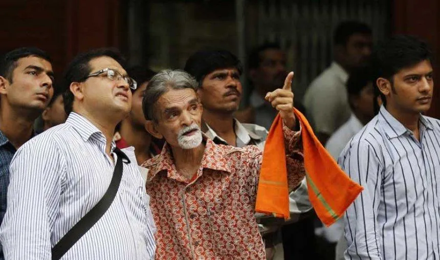 शेयर बाजार से होने वाली कमाई पर लग सकता है ज्‍यादा टैक्‍स, प्रधानमंत्री मोदी ने दिए संकेत- India TV Paisa