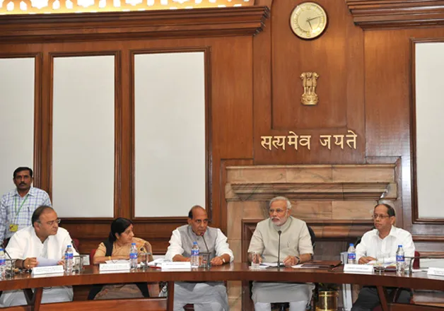 Cabinet meeting, Mobile band- India TV Hindi
