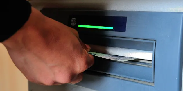 Debit Card- India TV Hindi
