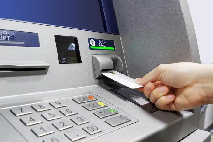 Debit Card- India TV Hindi