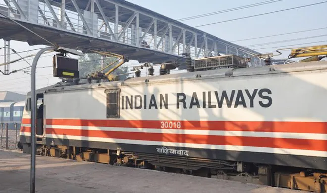 narendra modi indian railways employees to discuss policies- India TV Hindi