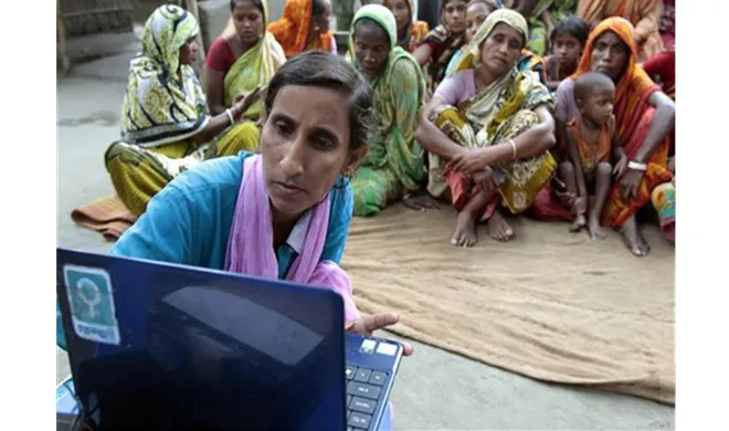 Forty lakh women to be given internet training in uttar...- India TV Hindi