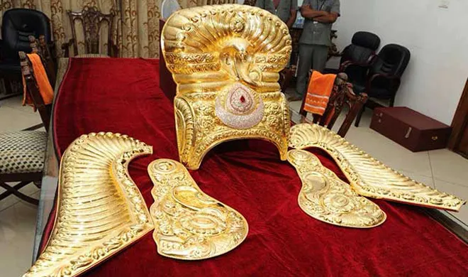 chandra shekhar rao donates gold crown worthing 3 crore 70...- India TV Hindi