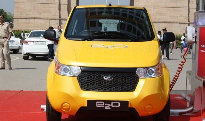 चीन में इलेक्ट्रिक कार लॉन्‍च करने की तैयारी में है Mahindra, 200 चीनी कंपनियों से करेगी प्रतिस्‍पर्धा- India TV Paisa