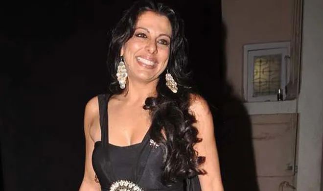 why pooja bedi told herself lucky- India TV Hindi