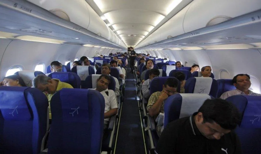सितंबर में घरेलू विमान यात्रियों की संख्या 23.6 फीसदी बढ़ी, अमेरिका के मुकाबले पांच गुना ग्रोथ- India TV Paisa