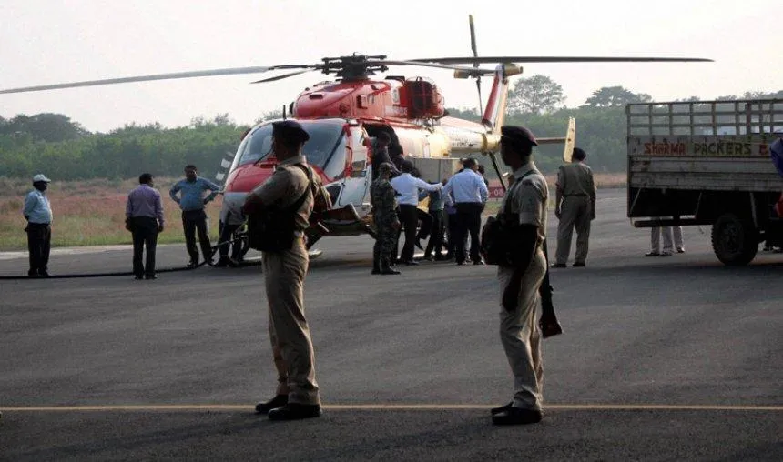 PM मोदी ने ग्रामीण इलाकों में अधिक नकदी पहुंचाने के दिए निर्देश, झारखंड में हेलीकॉप्‍टर से पहुंचाए गए पैसे- India TV Paisa