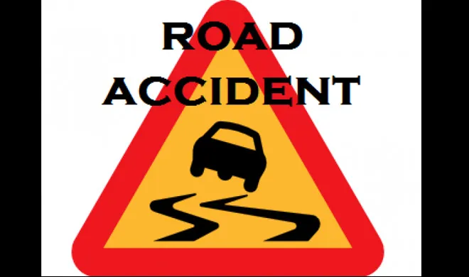 truck rams into tea stall leaving 3 dead- India TV Hindi