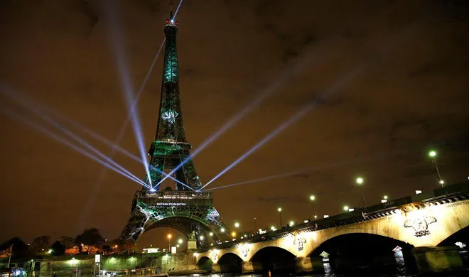 eiffel tower in honor of the paris agreement has been...- India TV Hindi