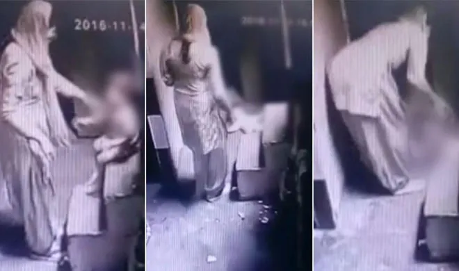 mother thrashes own child dcw registers case- India TV Hindi