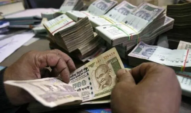 woman gets 100 crore rupees in her jandhan yojana bank...- India TV Hindi