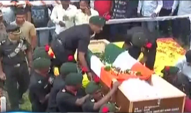 last rites of martyred jawan in pampore attack performed- India TV Hindi