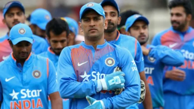 dhoni-indian-cricket-team- India TV Hindi