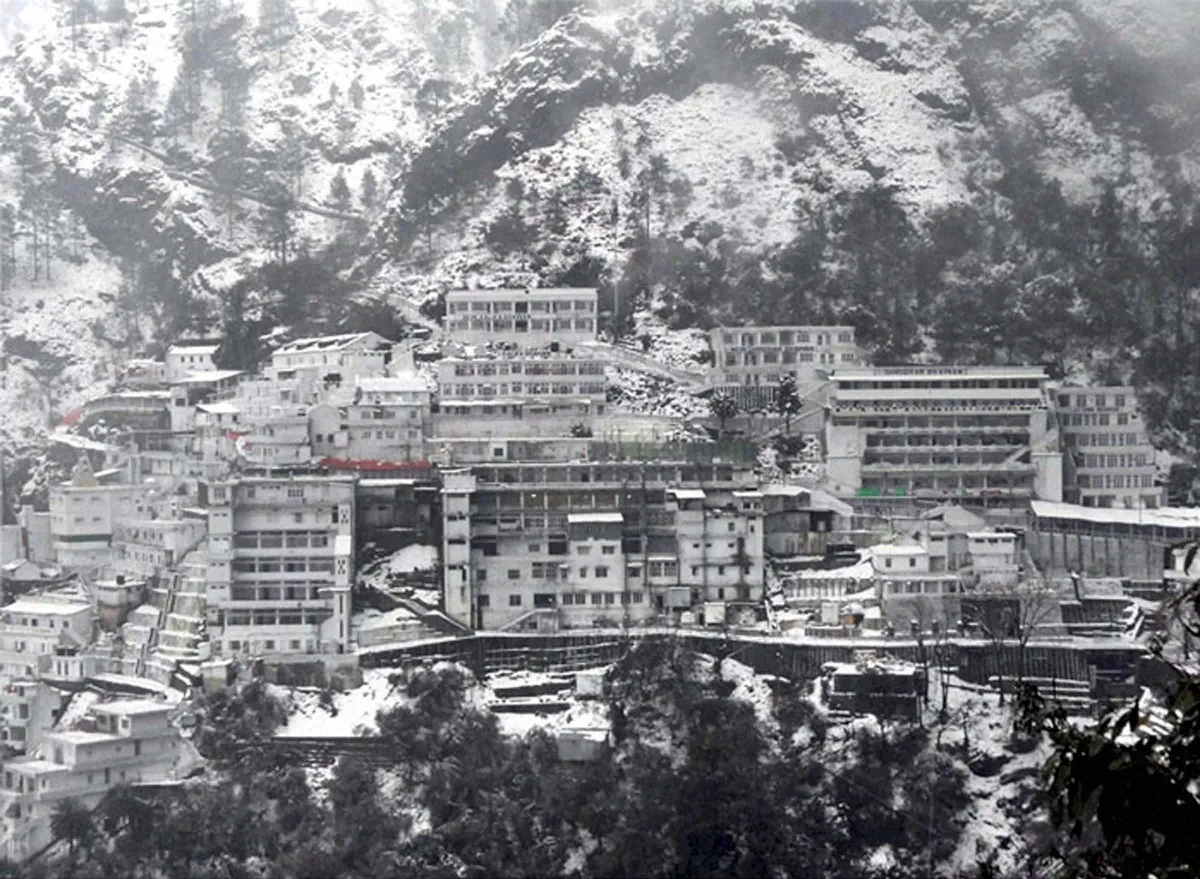 15K devotees to be allowed to offer prayers at Vaishnodevi Temple from Nov 1- India TV Hindi