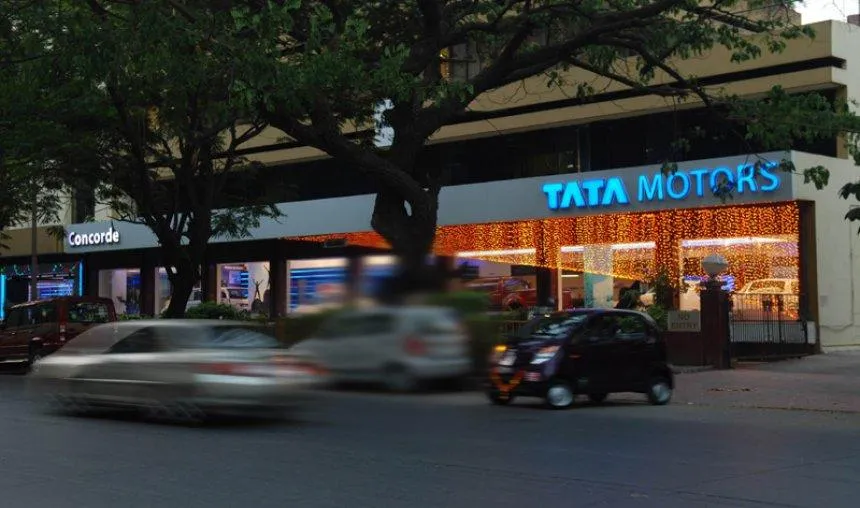 December Sales: टाटा मोटर्स की बिक्री दो प्रतिशत बढ़ी, फोर्ड इंडिया की बिक्री में दोगुना इजाफा- India TV Paisa