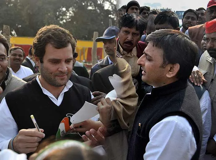 Rahul, Akhilesh- India TV Hindi