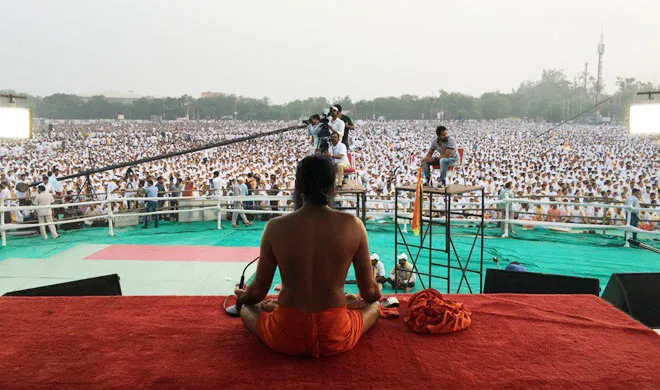 baba ramdev to set world record by doing yoga with one lakh...- India TV Hindi